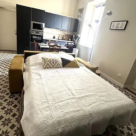 Le Colbert - T2 Centre